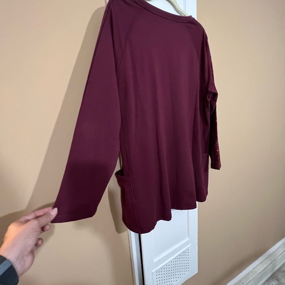 Susan Graver Weekend Collection Lounge Top with Embroidered sleeves - Picture 7 of 14